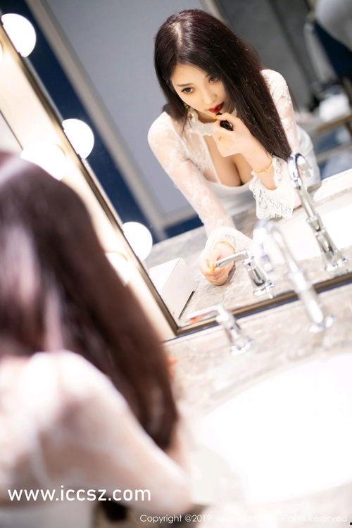 杨晨晨吃瓜网爆料黑料,揭秘明星不为人知的一面